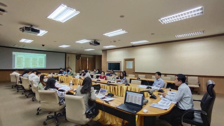 4. ประชุมวางแผนการดำเนินงานโครงการยกระดับเศรษฐกิจและสังคมรายตำบลแบบบูรณาการ (1 ตำบล 1 มหาวิทยาลัย) วันนี้ 11 พฤศจิกายน 2563 ณ ห้องประชุมรวมผึ้ง ชั้น 8 อาคารเรียนรวมและอำนวยการ มหาวิทยาลัยราชภัฏกำแพงเพชร